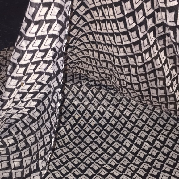 Scarf - Picture 3 of 3